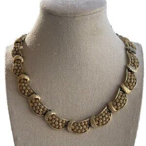 Vintage CORO Signed Women’s Textured Gold Tone Link LEAVES Necklace Braided